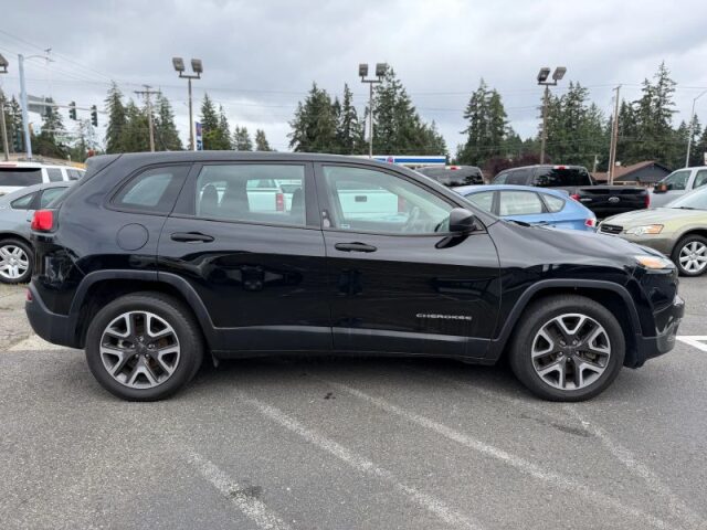 2017 Jeep Cherokee Sport Image 7