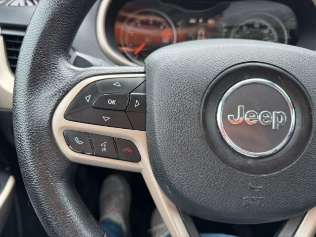 2017 Jeep Cherokee Sport Image 36