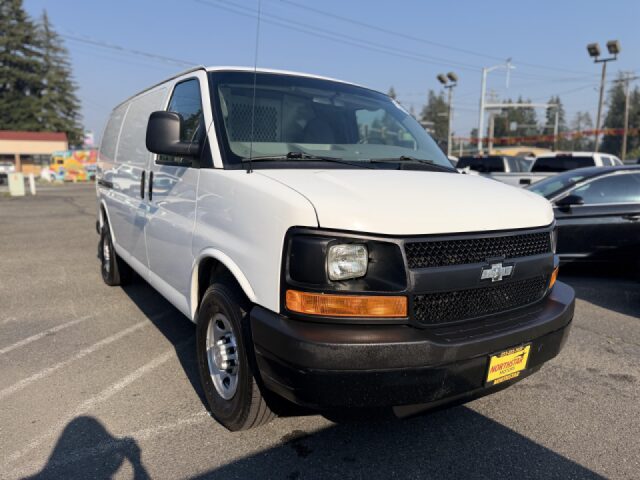 2015 Chevrolet Express 2500 Cargo Image 4