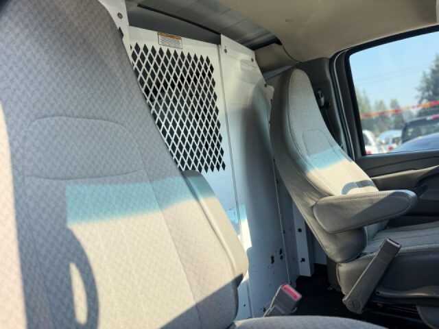 2015 Chevrolet Express 2500 Cargo Image 7