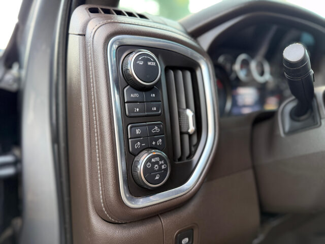 2020 Chevrolet Silverado 1500 LT Trail Boss Crew Cab Image 32