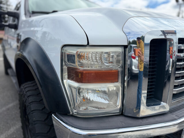 2009 Ford F-350 Super Duty FX4 Crew Cab Image 10