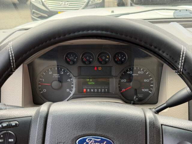 2009 Ford F-350 Super Duty FX4 Crew Cab Image 47