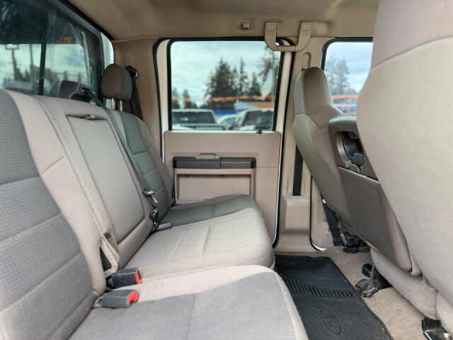 2009 Ford F-350 Super Duty FX4 Crew Cab Image 22