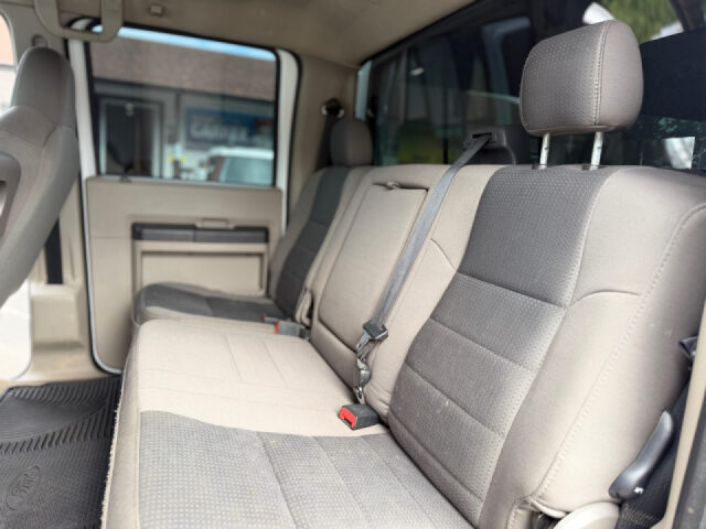 2009 Ford F-350 Super Duty FX4 Crew Cab Image 34
