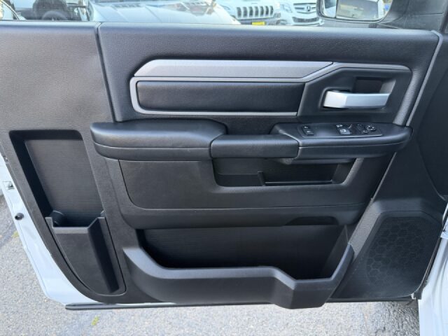 2019 Ram 3500 Tradesman Regular Cab Image 30