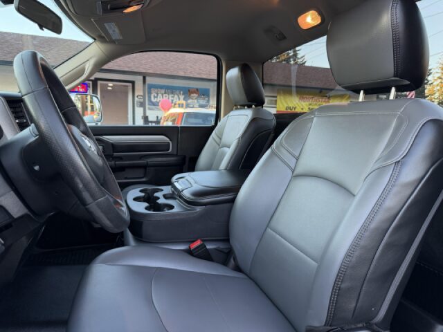 2019 Ram 3500 Tradesman Regular Cab Image 37